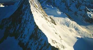 Das Finsteraarhorn in den Berner Alpen zwischen Wallis und Bern