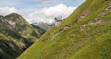 Ursprünglich, einfach, authentisch: 5 wilde Hütten