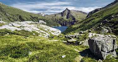 Die Berge im Gasteinertal aus der Luft