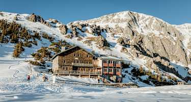 das Carl-von-Stahl-Haus in den Berchtesgadener Alpen