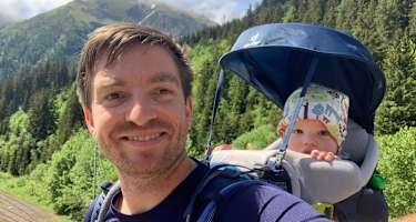 Julian Paschinger Wandern mit Kraxe