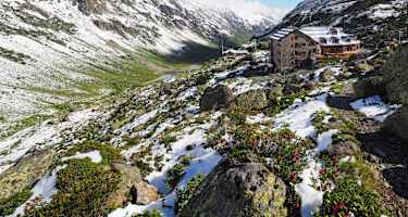 Tirol: Jamtalhütte in der Silvretta