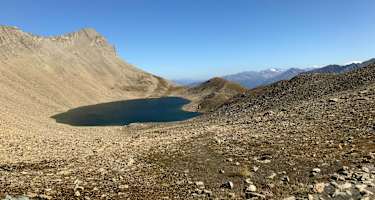 Der Junssee in den Tuxer Alpen liegt auf 2.665 m.