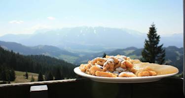 Kaiserschmarrn: Spitzsteinhaus in den Chiemgauer Alpen in Tirol