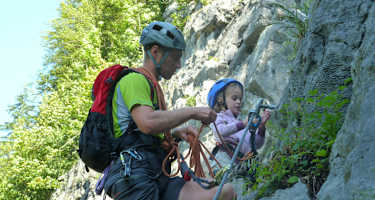 Am Klettersteig mit Kind