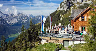 Erfurter Hütte im Tiroler Rofangebirge 