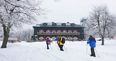Das Peilsteinhaus (716 m) im Wienerwald