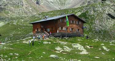 Die Tiefrastenhütte in Südtirol freut sich bereits auf Gäste