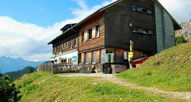 Schnell von Innsbruck aus erreichbar: Das Solsteinhaus (1.806 m)