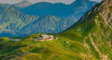 Die Fiderepasshütte (2.070 m) in den Allgäuer Alpen