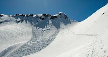 Schnee nach langer Kälteperiode: Ein gut erkennbares, aber dennoch tückisches Gefahrenmuster