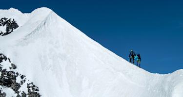 Eiger in der Schweiz: Bergsteiger am Mittellegigrat 