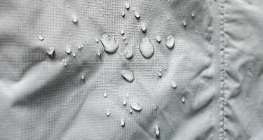 PFAS, Ewigkeitschemikalien, Imprägniermittel, Outdoorbekleidung