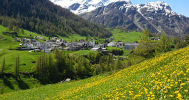 Simplon Dorf in den Walliser Alpen