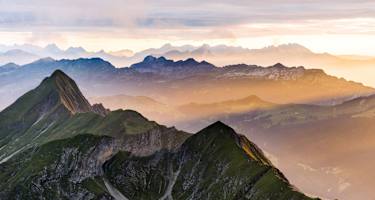 Blick vom Brienzer Rothorn in die Schweizer Alpen