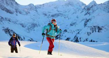 Skitourengeher im Kühtai in Tirol
