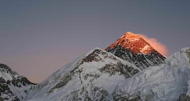Sonnenuntergang am Mount Everest im Himalaya