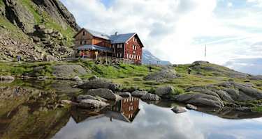 Die Bremer Hütte au der Gschnitztaler Hüttentour