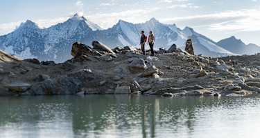 Weg der 4.000er im Saastal im Sommer