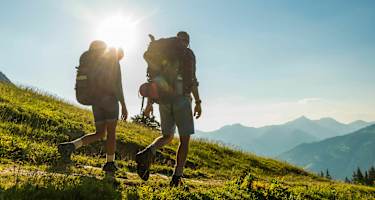 Wanderer in den Tannheimer Bergen in Tirol