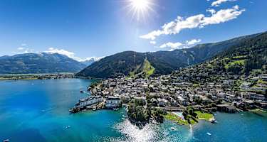 Zell am See am Ufer des Zeller Sees