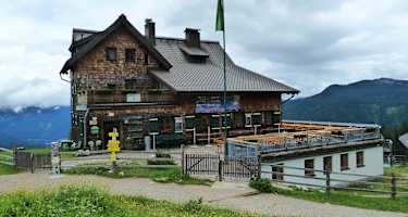 Die Gablonzer Hütte ist auf der Zwieselalm gelegen