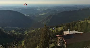 Gleitschirmfliegen am Staufner Haus