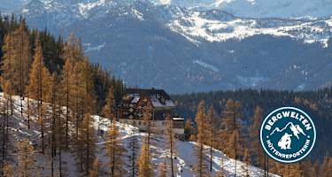 Die Austriahuette auf dem Dachstein in der Steiermark.