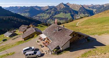 Die Breithornhütte - Blick ins Tal