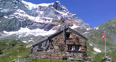 Die Fridolinshütte befindet sich im Süden des Kanton Glarus (Glarner Alpen).