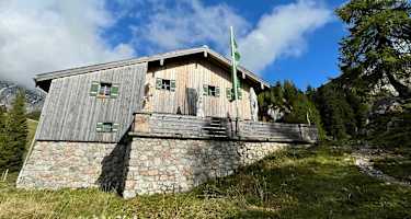 Das Schneibsteinhaus ist ein privates Schutzhaus inmitten der Kernzone des Berchtesgadener Nationalpark auf 1.670 m Höhe.