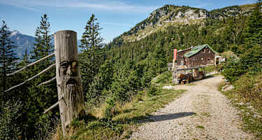 Die Steyrerhütte auf 1.400 m Höhe