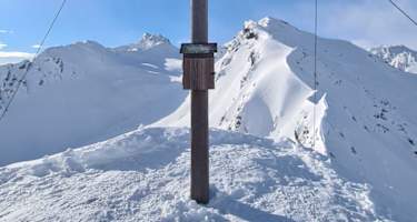 Am Gipfel der Zunderspitze