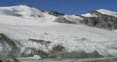 Themenweg hautnah dem Gletscher entlang