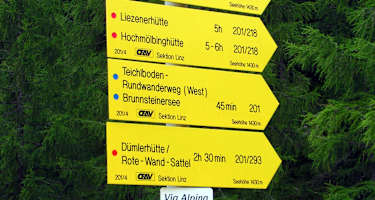 Beschilderung auf der Wurzeralm