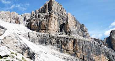 Paradies Brenta: Schroffer Fels, senkrechte Türme und massive Felswände