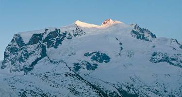 Das letzte Abendlicht auf Nordend (links) und Dufourspitze.