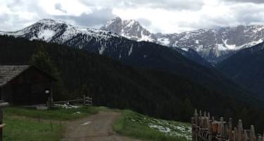 Blick auf den Peitler von der Kreuzwiesen Alm