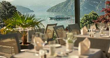 Aussicht von der Sonnenterrasse des Hotels Alexander & Gerbi