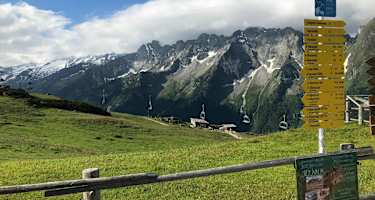 Bergpanorama bei der Ahornbahn-Bergstation
