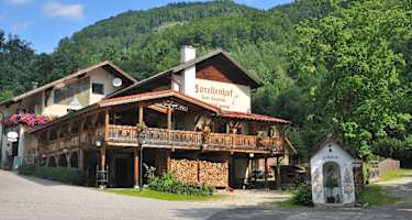 Ausgangspunkt der Wanderung durch die Ysperklamm ist der Gasthof Forellenhof im innersten Yspertal.
