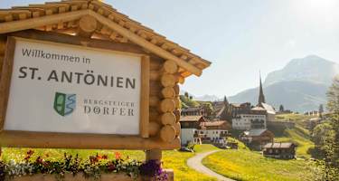 Ziel der erste Etappe des Prättigauer Höhenweges ist das Bergsteigerdorf St. Antönien.