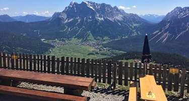 Blick von der Grubigsteinhütte zur Zugspitze