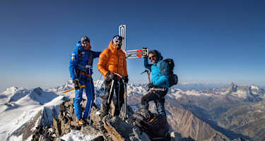 überragt das berühmte Matterhorn noch einmal um 67 Meter.
