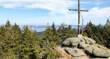 Gipfelkreuz am Bärenstein
