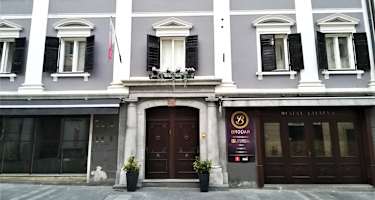 Tržič/Hotel/Pension Rooms Brodar, Trg svobode 24