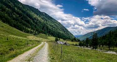 Durchs Prebertal wandert man in die Steirische Krakau