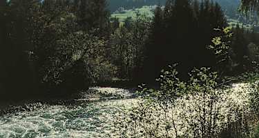 Schäumende Wasser der Kander