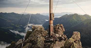 Gipfelkreuz am Graukogel
