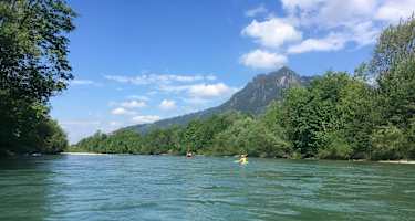 Paddeln inmitten traumhafter Bergkulisse